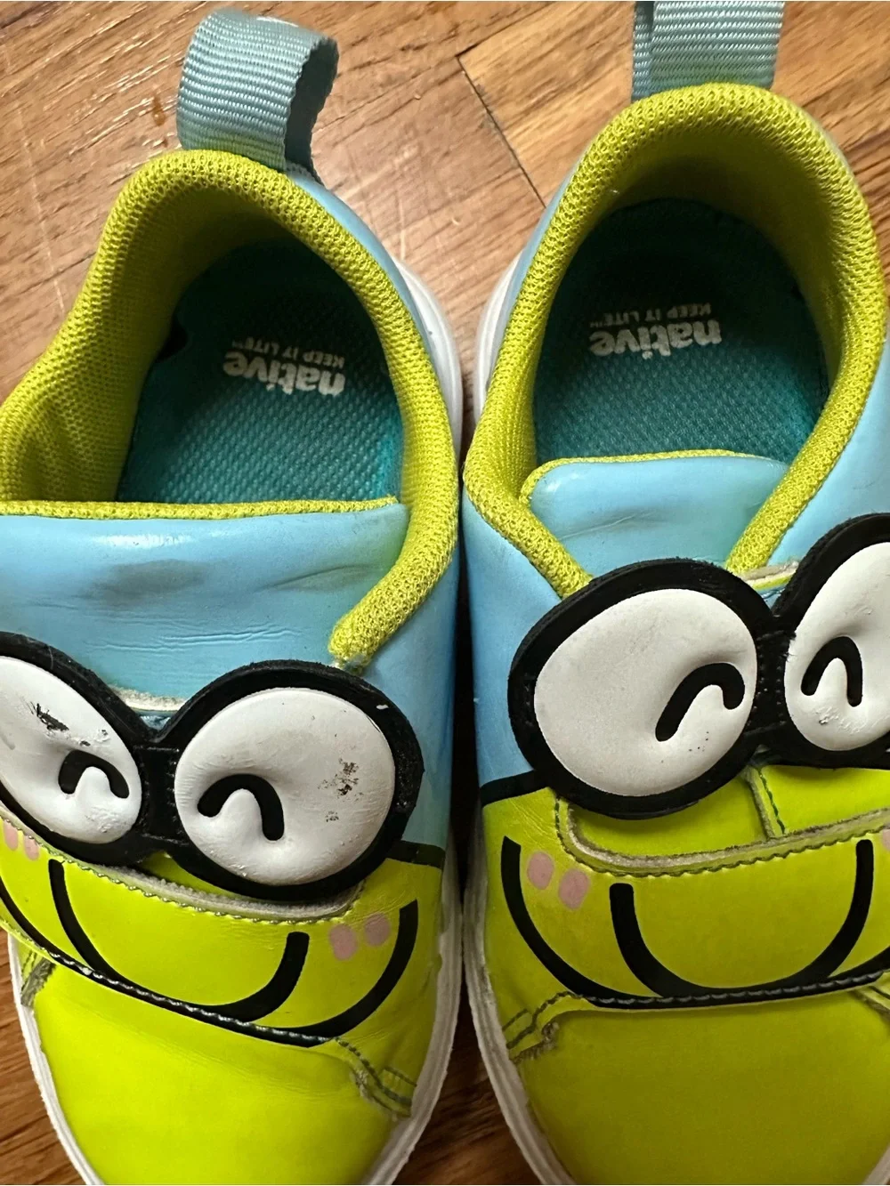 Native Kids Smiley Face Velcro Sneakers - Lime Green & Light Blue - Picture 2 of 8